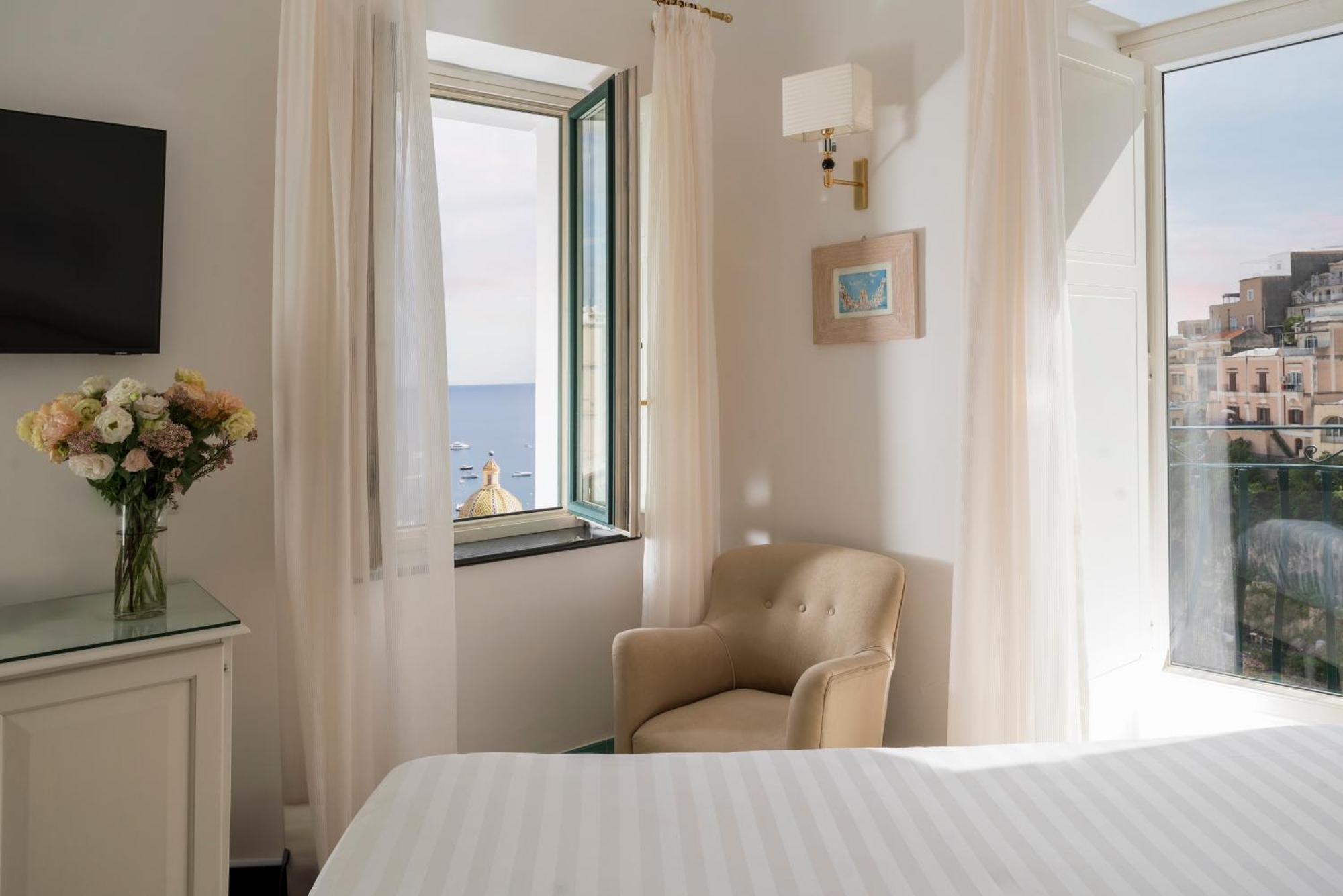 Savoia 4*