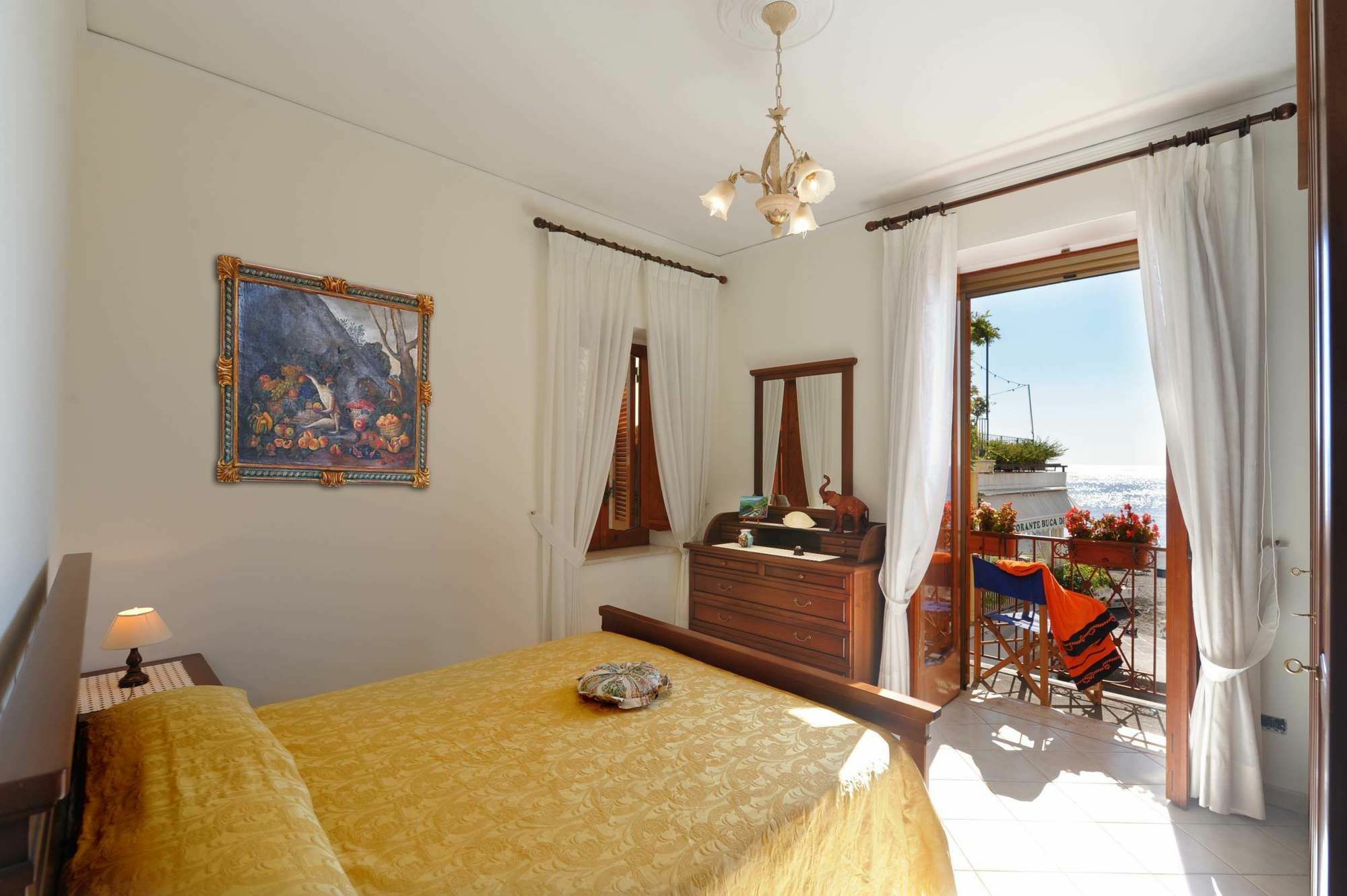 Apartment Costanzo Front *
