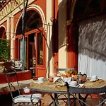 Casa Giulia - Sophisticated Apartment With View