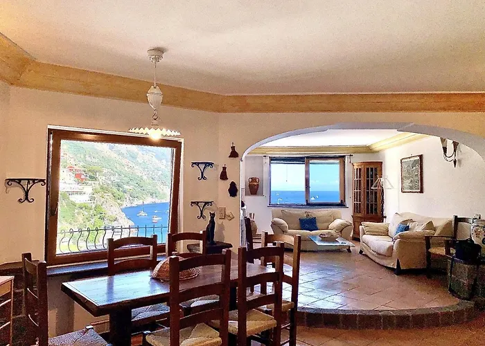 Amore Rentals - Casa Vira