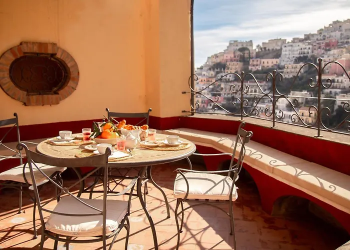 Casa Giulia - Sophisticated Apartment With View