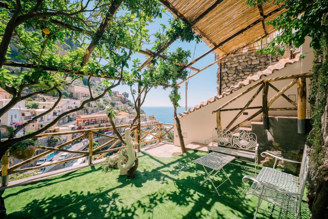 Actea Positano