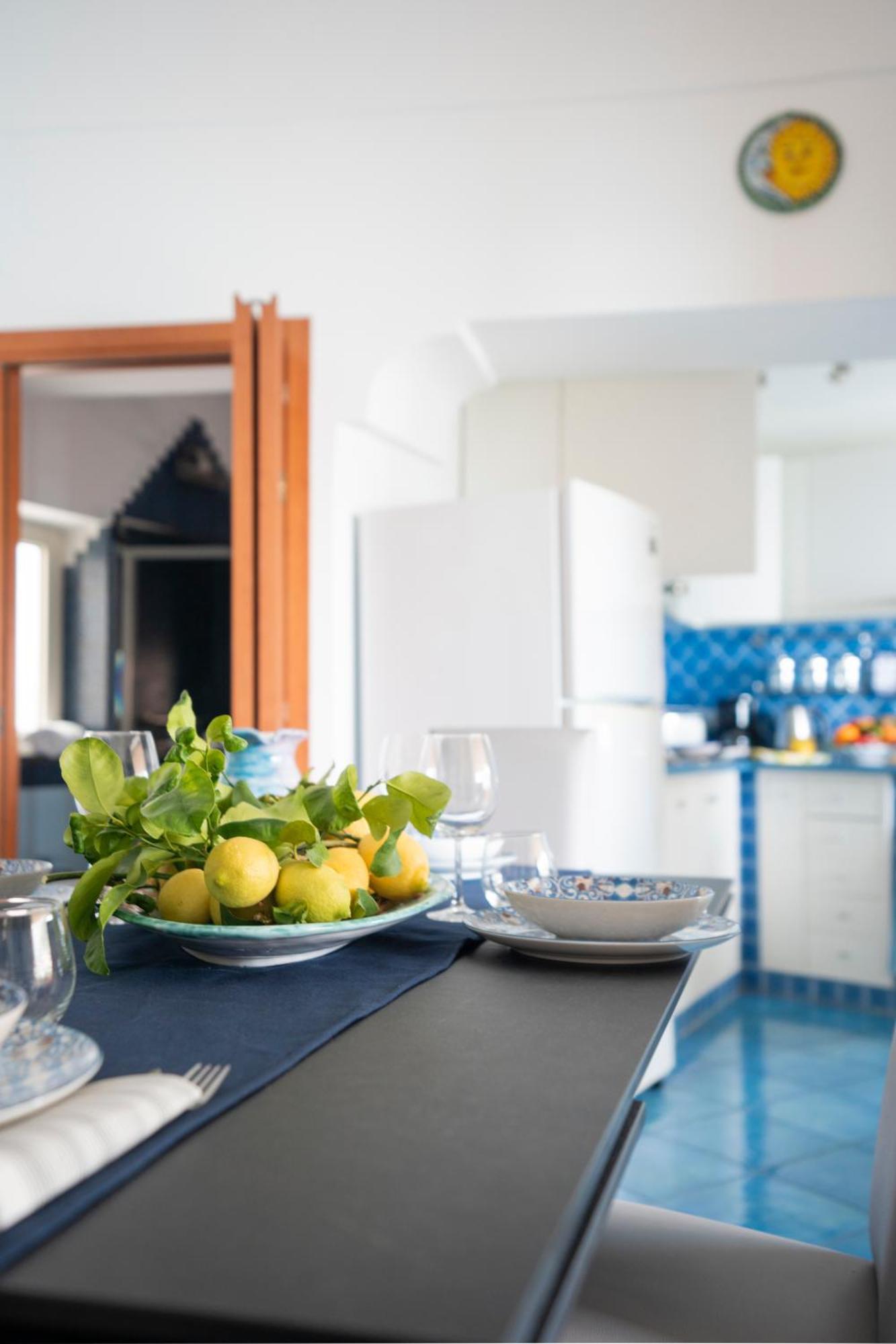 Yourhome - La Vedetta Sea View *