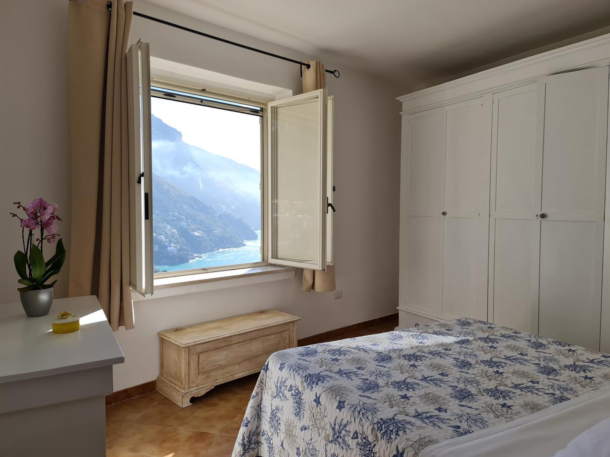 Yourhome - La Vedetta Sea View Apartment