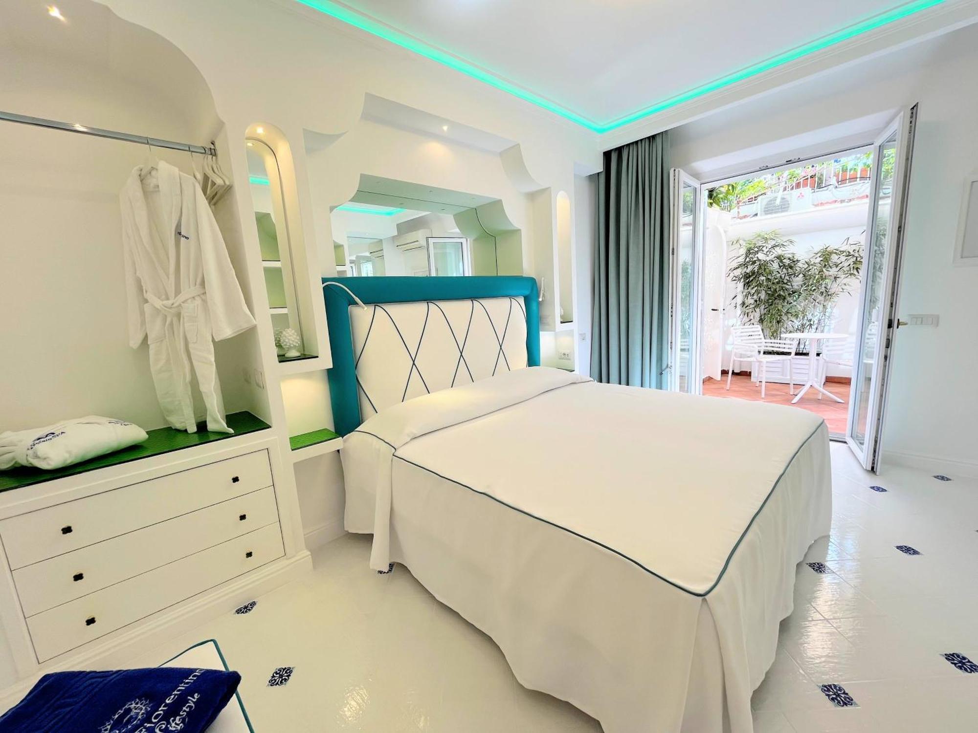 Fiorentino Aparthotel 2*