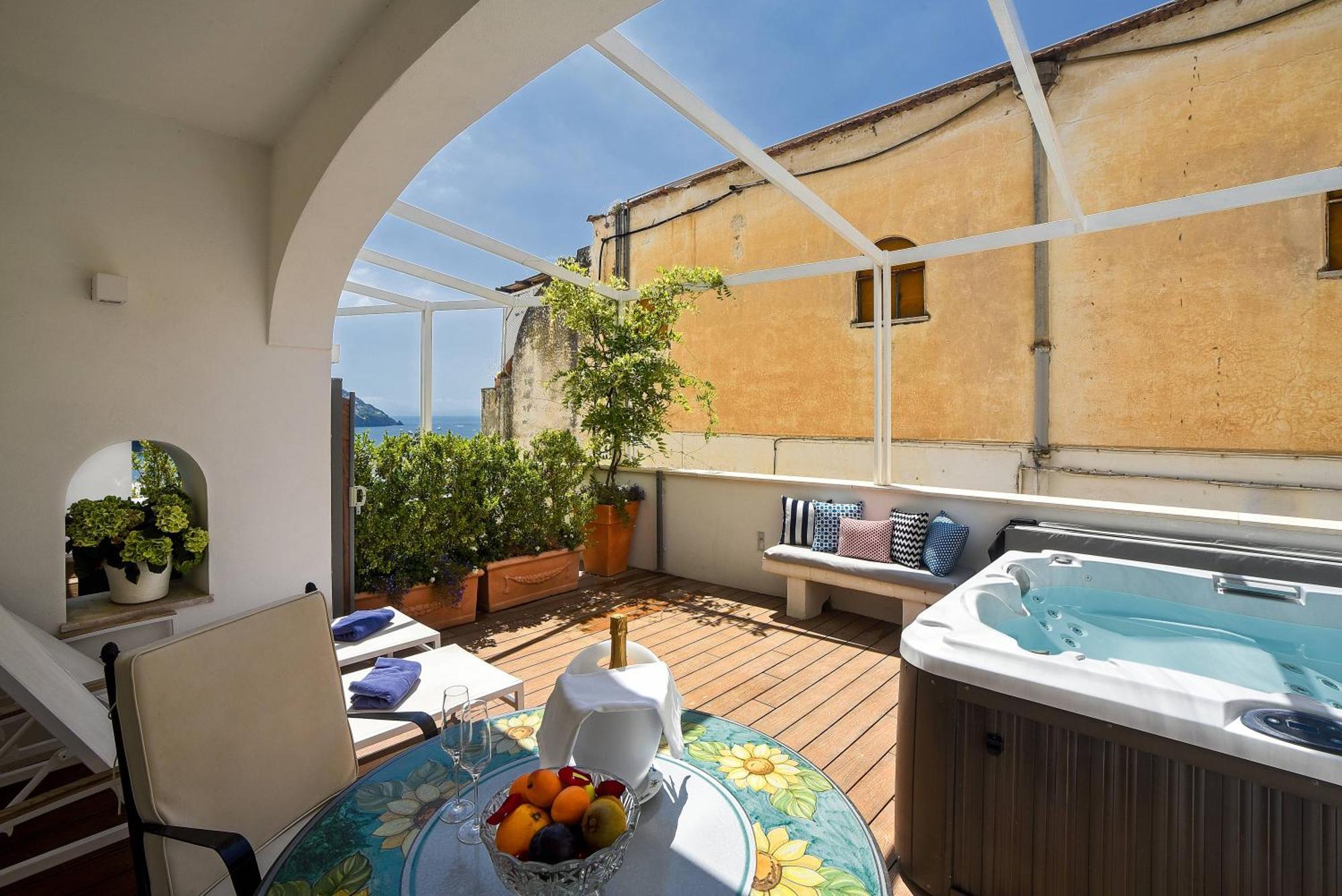 Montemare Hotel 4*