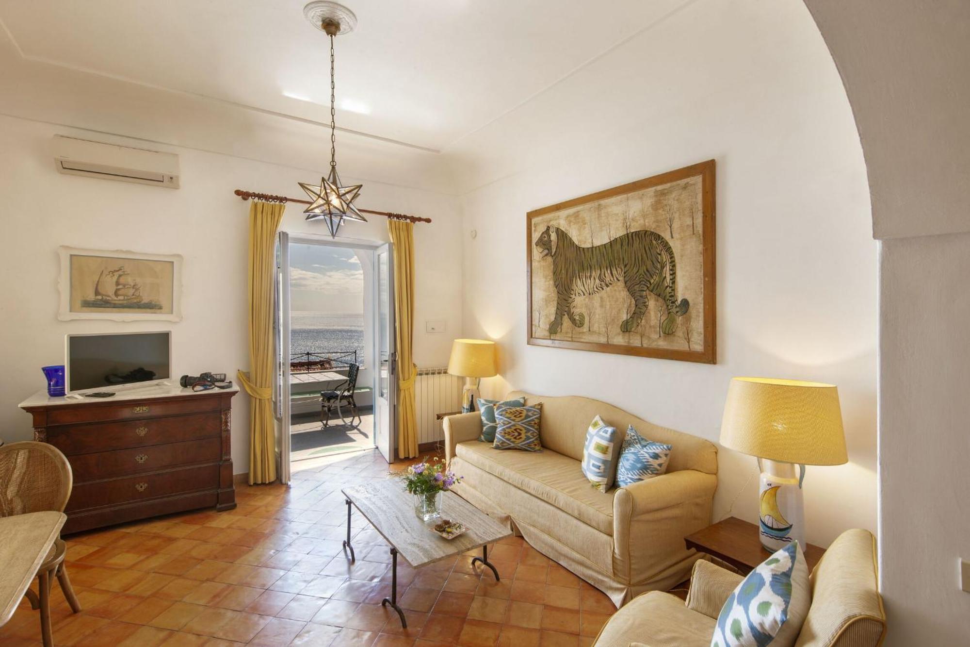 Torre Sponda - Casa Angelica, Private