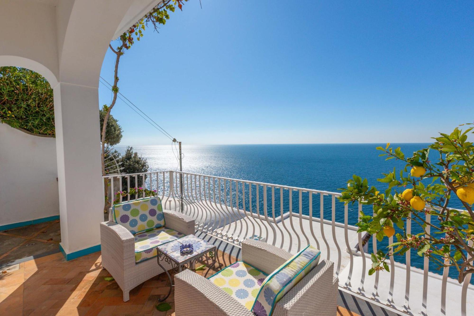 - Le Sirene Villa *