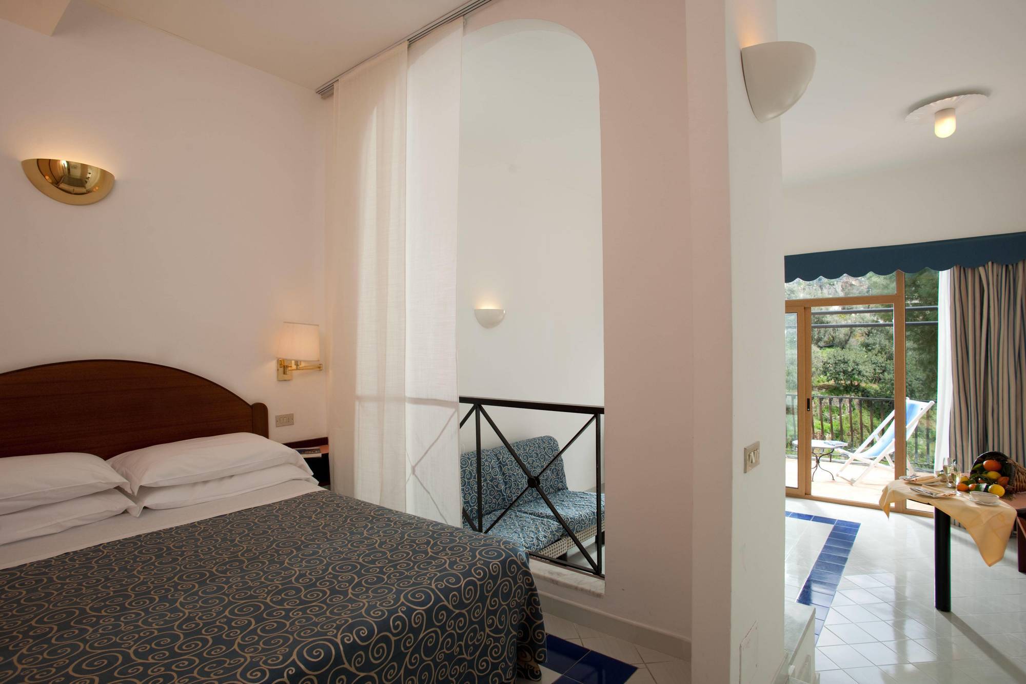 Royal Hotel 4*