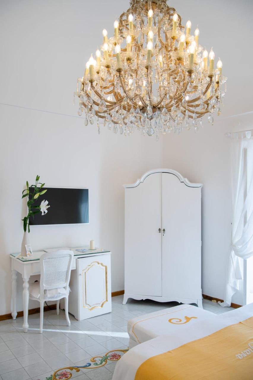 Yiara (adults Only) Bed & Breakfast Positano