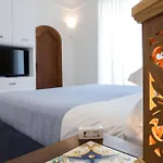 Casa Baker Luxury Apartment