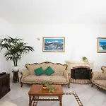 Villa Savina - Elegant Family Villa Overlooks Amalfi Coast -