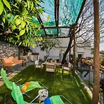 Villa Laura Amazing Breakfast,Private Outdoor Hot Tub, Positano Experience