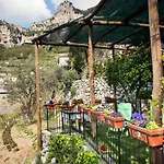 Villa Laura Amazing Breakfast,Private Outdoor Hot Tub, Positano Experience