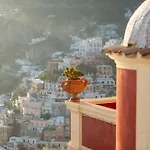 Aria Di Mare,Near Elevator, Few Steps, Parking, Garden