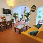 Casa Bon Bon
