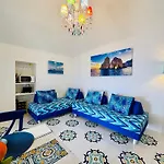 Yourhome - White House Gio