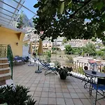 Casa Milo