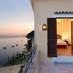 Torre Sponda - Casa Grande, Private Beach