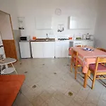 Holiday House Gilda