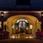 La Taverna Del Leone