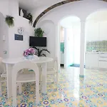 Sorrento Realty Holidays - Erika Apt
