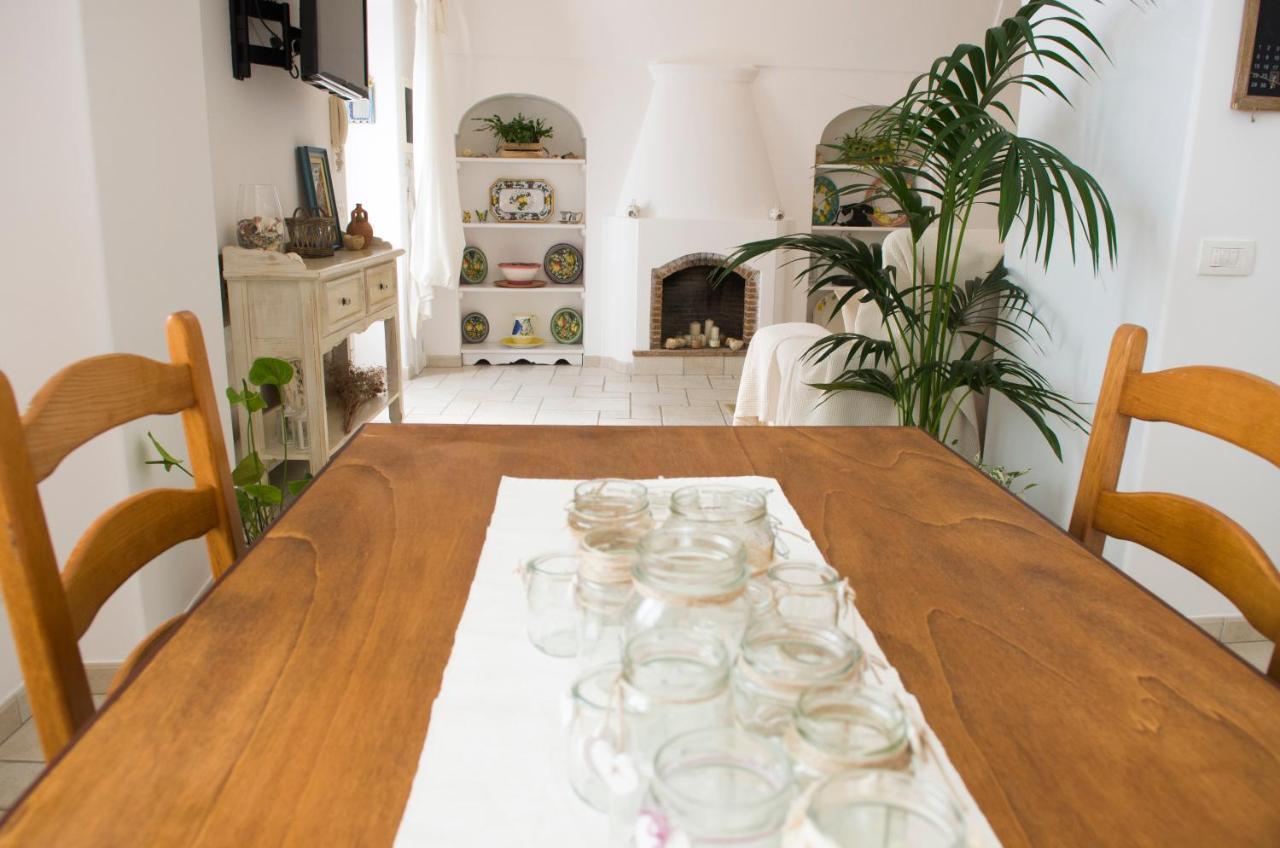 Casa Romelide Amazing View, Free Parking Along The Public Road Holiday home