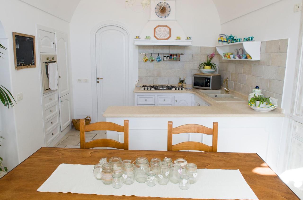 Casa Romelide Amazing View, Free Parking Along The Public Road Holiday home *