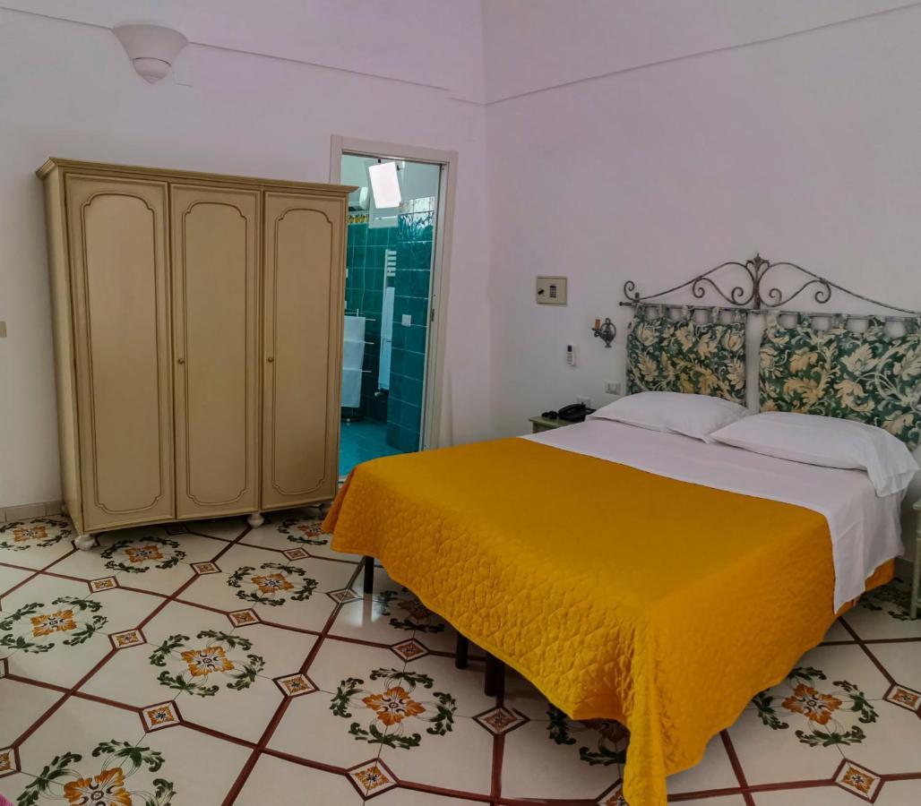 Dimora Fornillo Hotel 3*