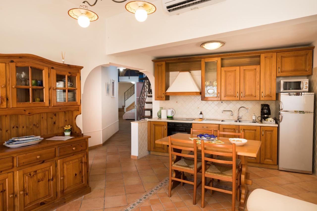 Casa Alessandra - De Vivo Realty Holiday home *