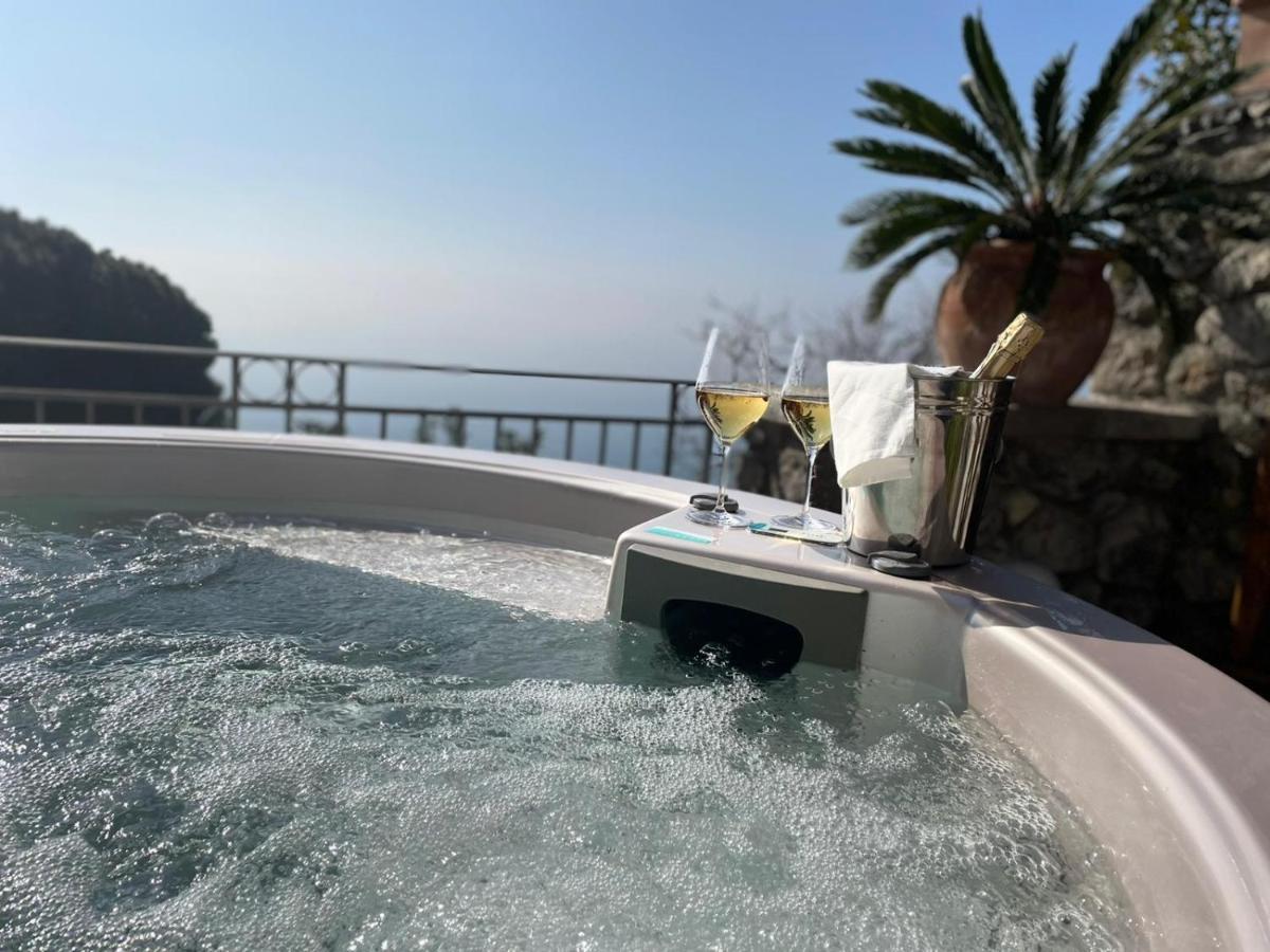 Villa De Rosa Positano