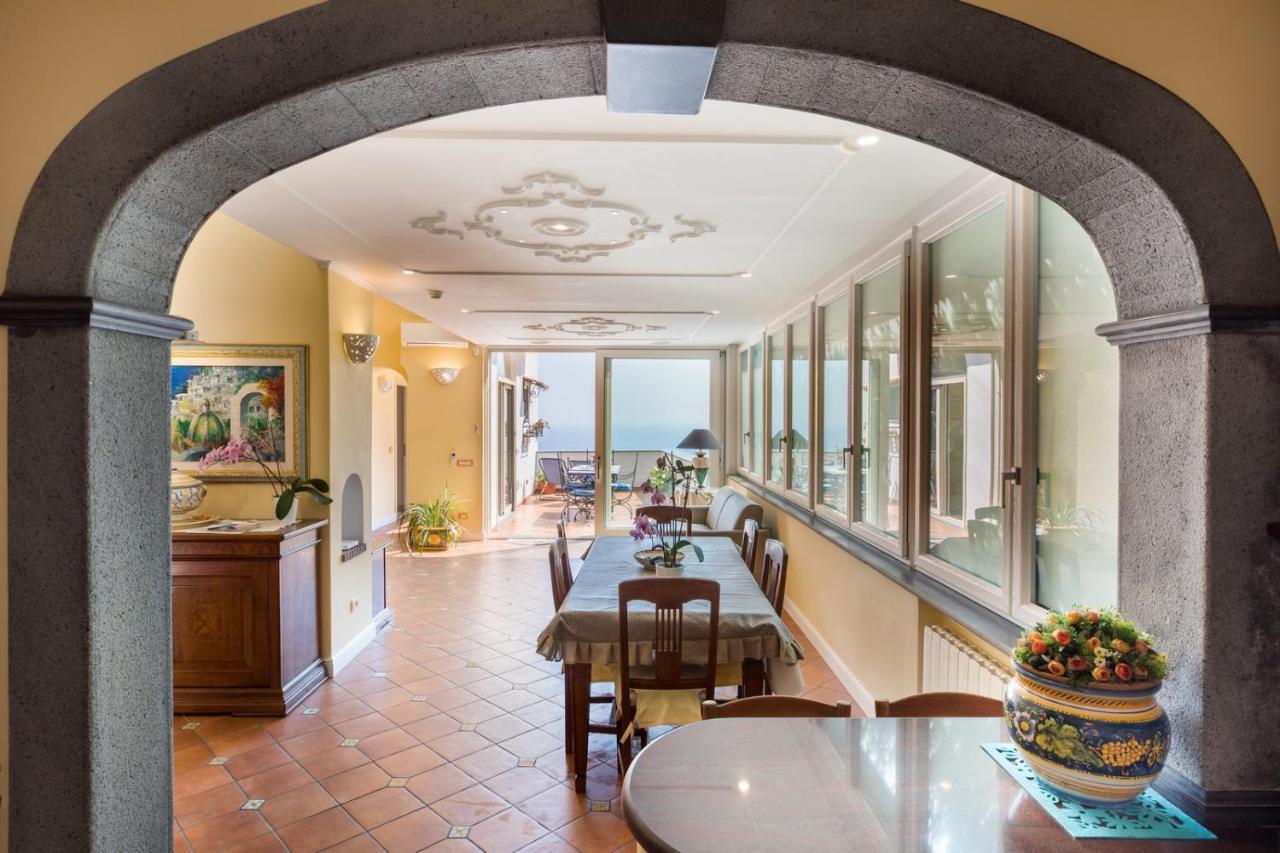 Holiday home Ilary House - De Vivo Realty *