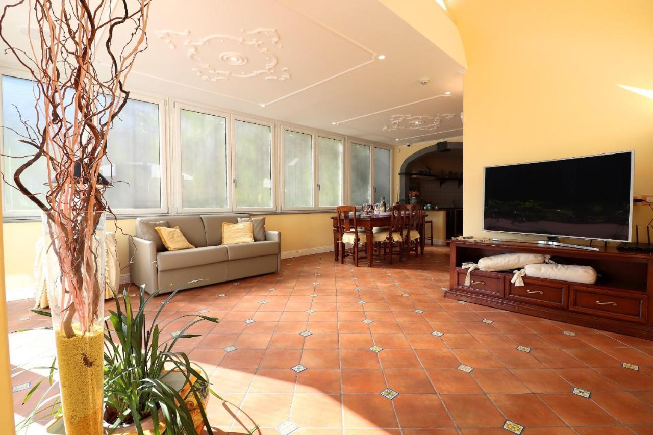 Ilary House - De Vivo Realty Holiday home Positano