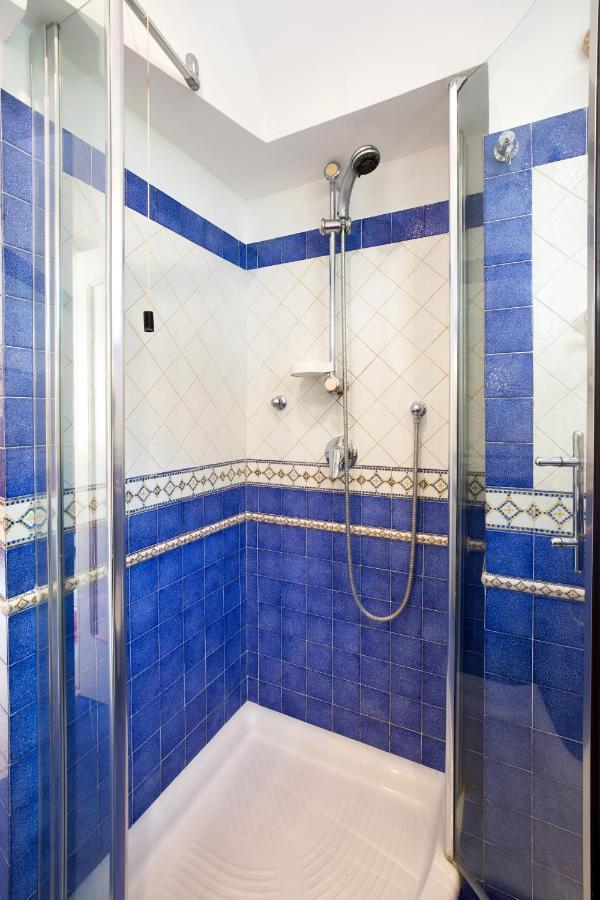 Ilary House - De Vivo Realty Holiday home *
