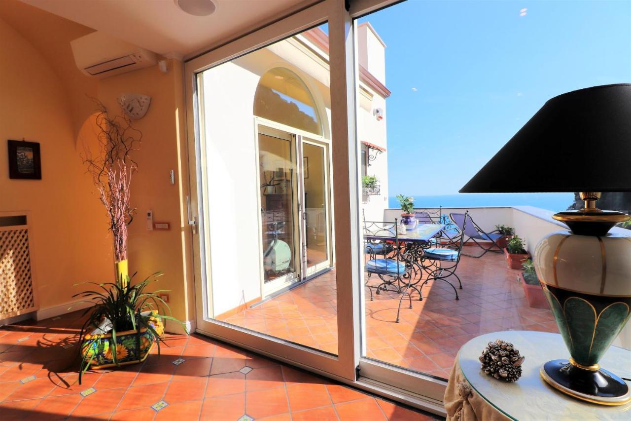 Holiday home Ilary House - De Vivo Realty