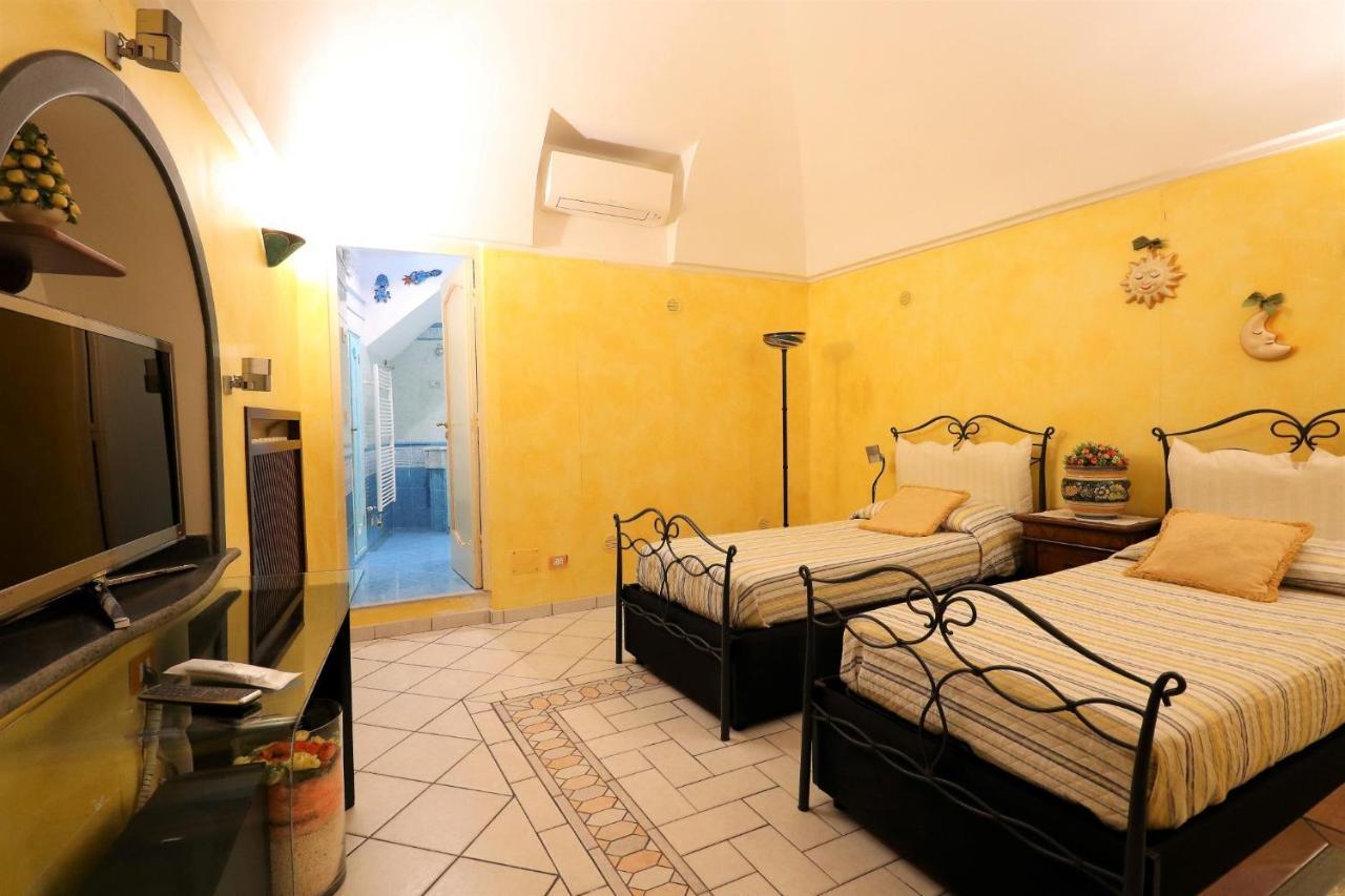 Ilary House - De Vivo Realty Holiday home