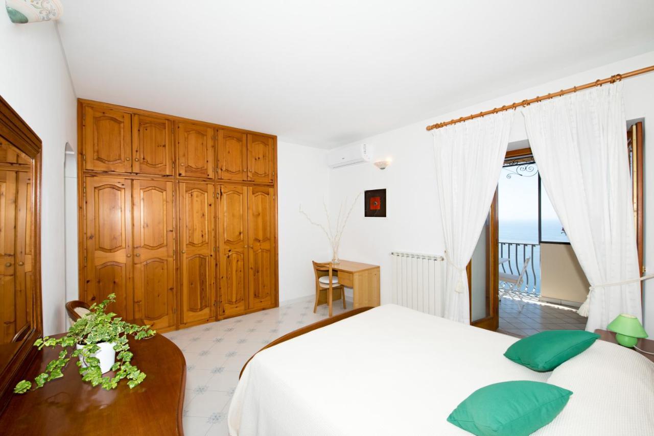 Villa Savina - Elegant Family Overlooks Amalfi Coast - *