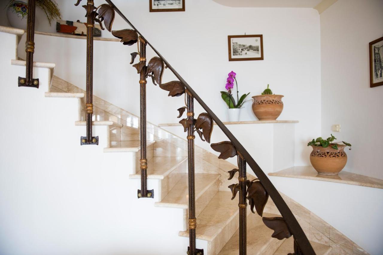 Savina - Elegant Family Overlooks Amalfi Coast - Villa