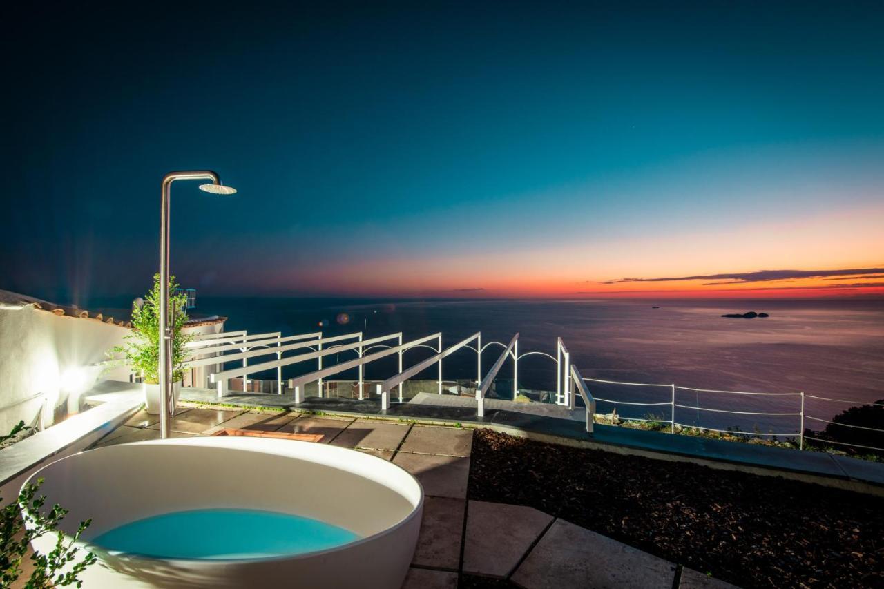 La Tagliata Spectacular Jacuzzi Tub Amazing View And Private Parking Garage *
