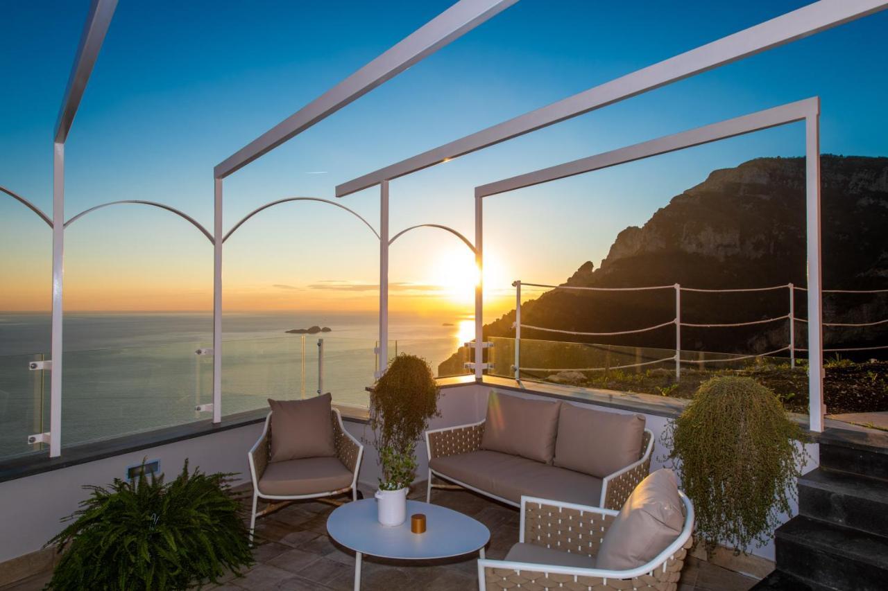 La Tagliata Spectacular Jacuzzi Tub Amazing View And Private Parking Garage Holiday home Positano