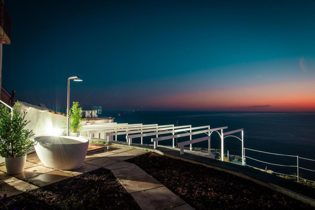 La Tagliata Spectacular Jacuzzi Tub Amazing View And Private Parking Garage Holiday home *