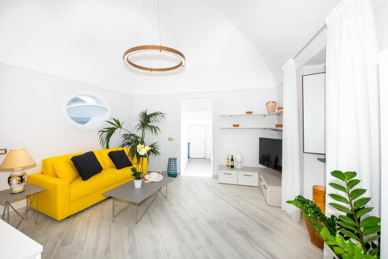La Tagliata Spectacular Jacuzzi Tub Amazing View And Private Parking Garage *
