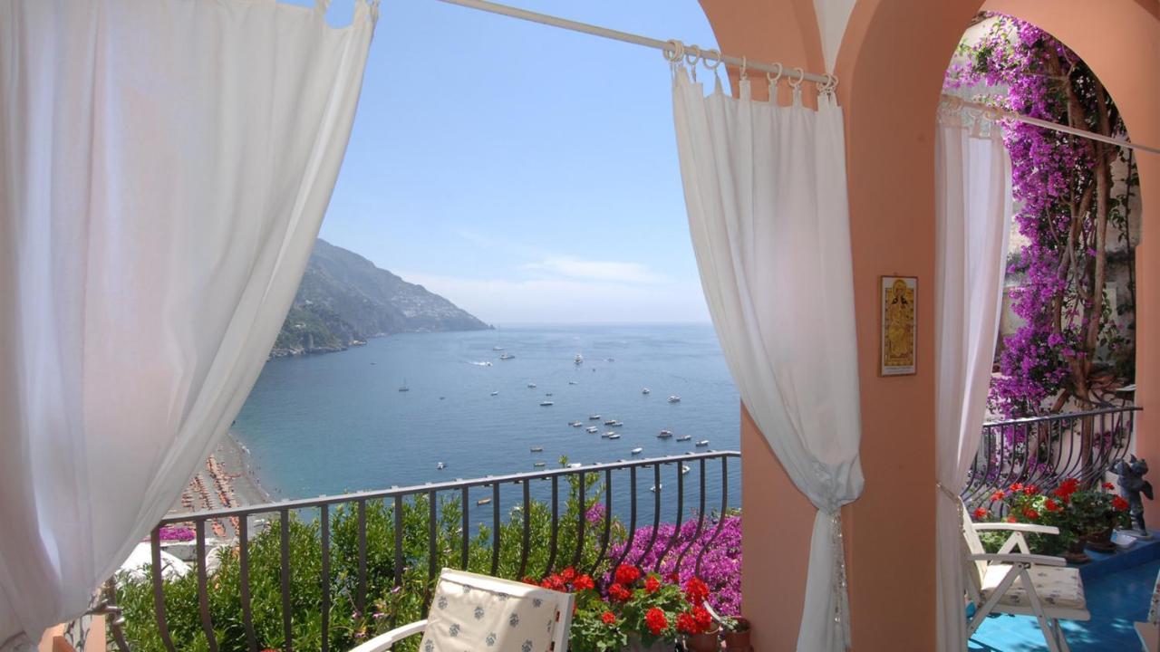 Casa Maria 6&2, Emma Villa