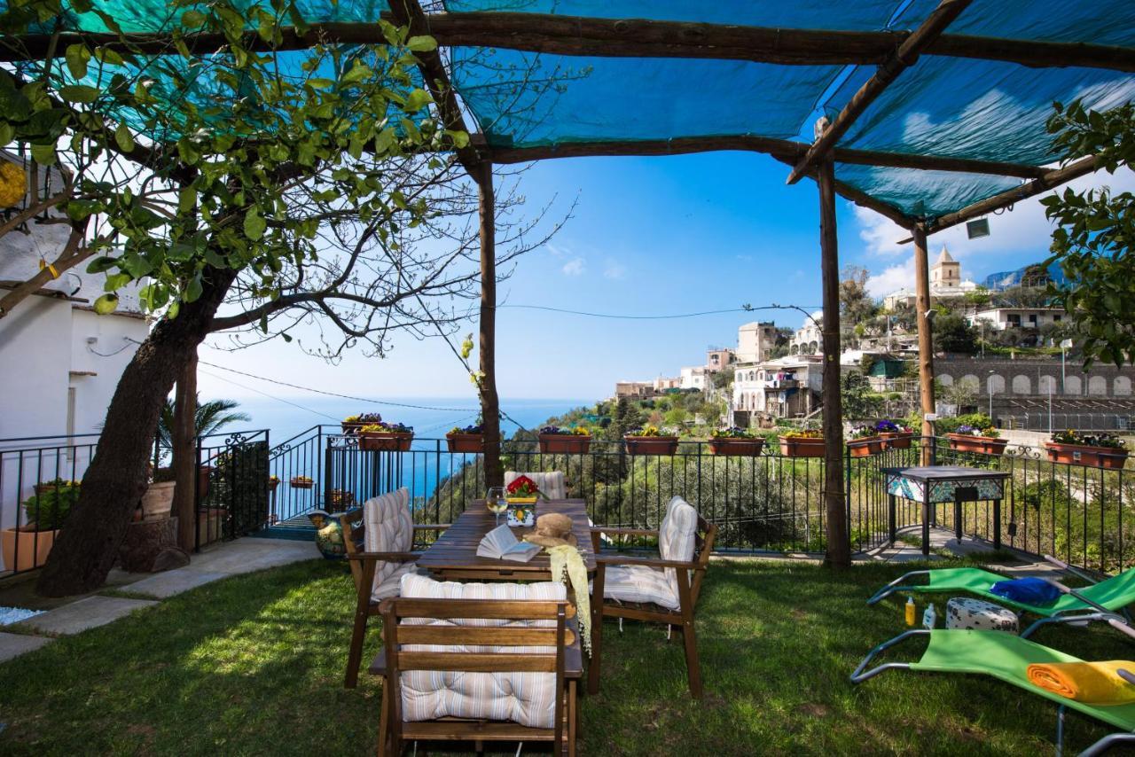 Laura Amazing Breakfast,private Outdoor Hot Tub, Experience Holiday home *