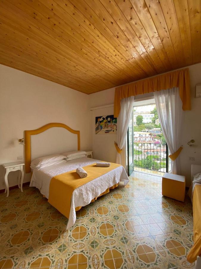 Maria Luisa Hotel 2*