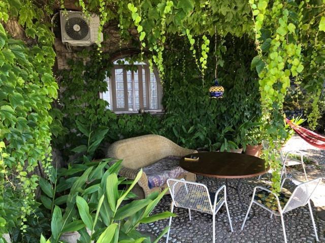 Secret Garden In Nocelle Villa *