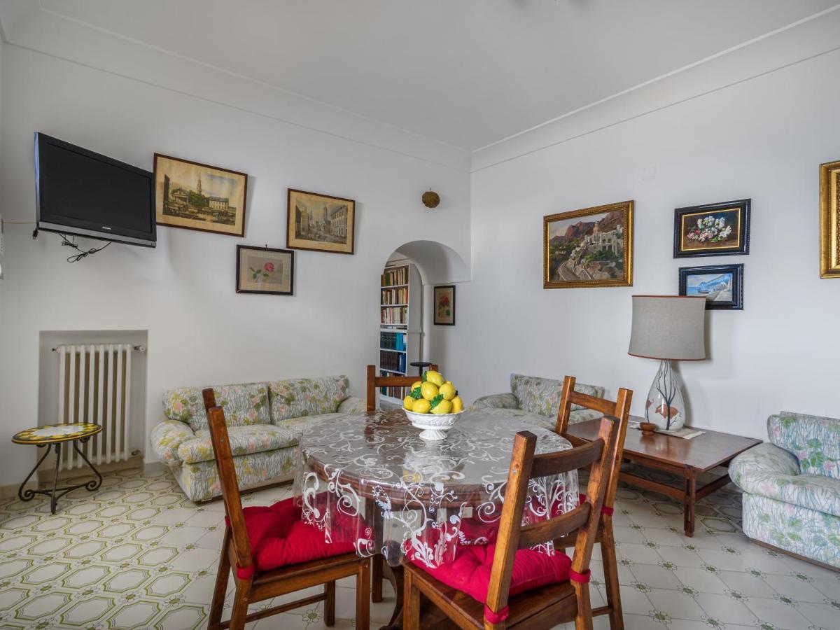 Casa Lauro - De Vivo Realty Holiday home *