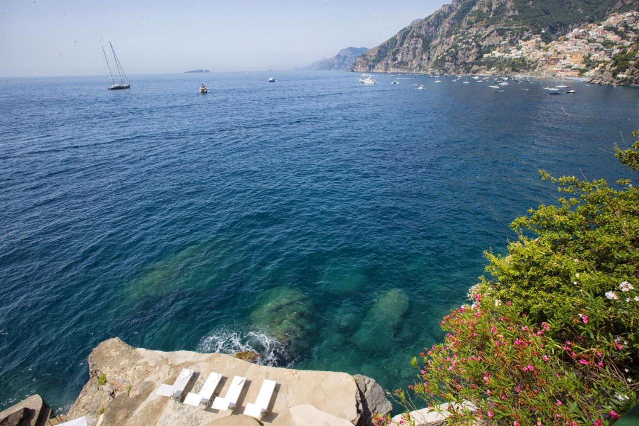 - Lo Scoglio Villa *