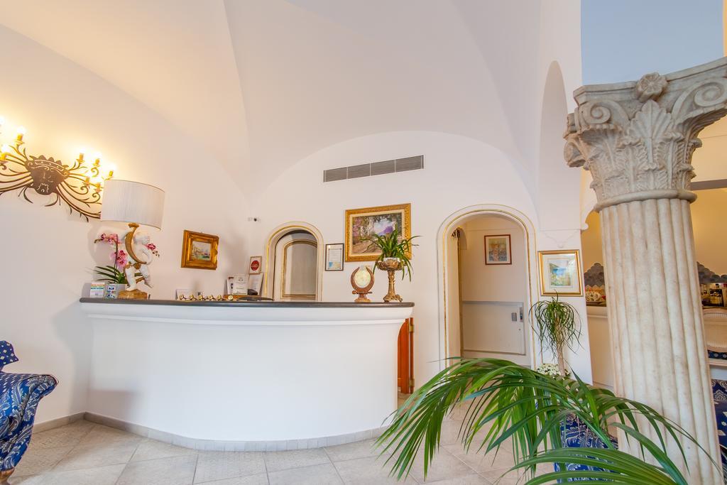 Reginella Hotel 3*