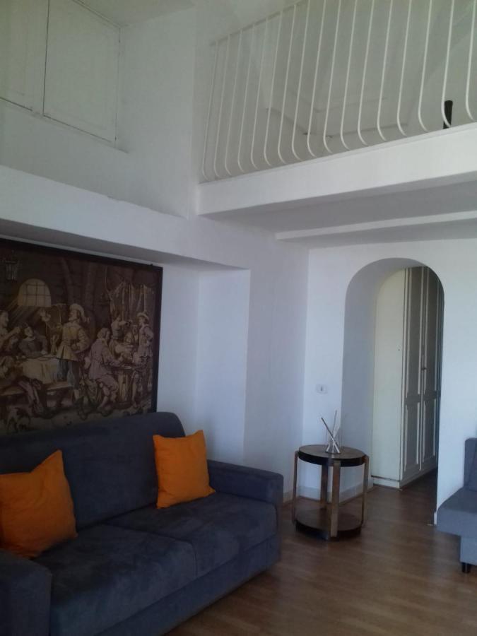 House Efria Apartment